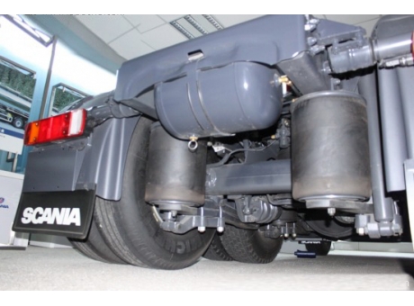斯堪尼亞（SCANIA）冷藏運輸車